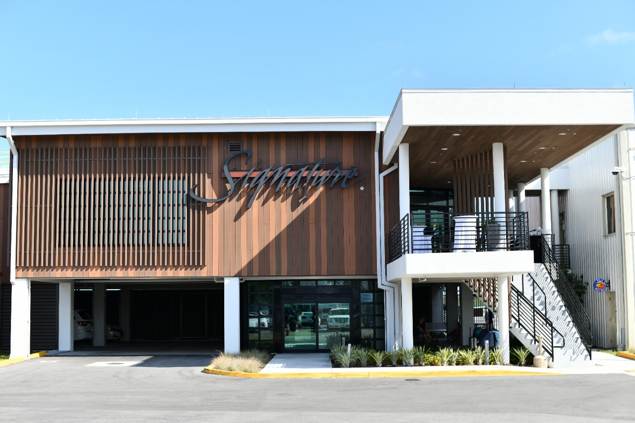 Signature Aviation Opens New Terminal At EYW